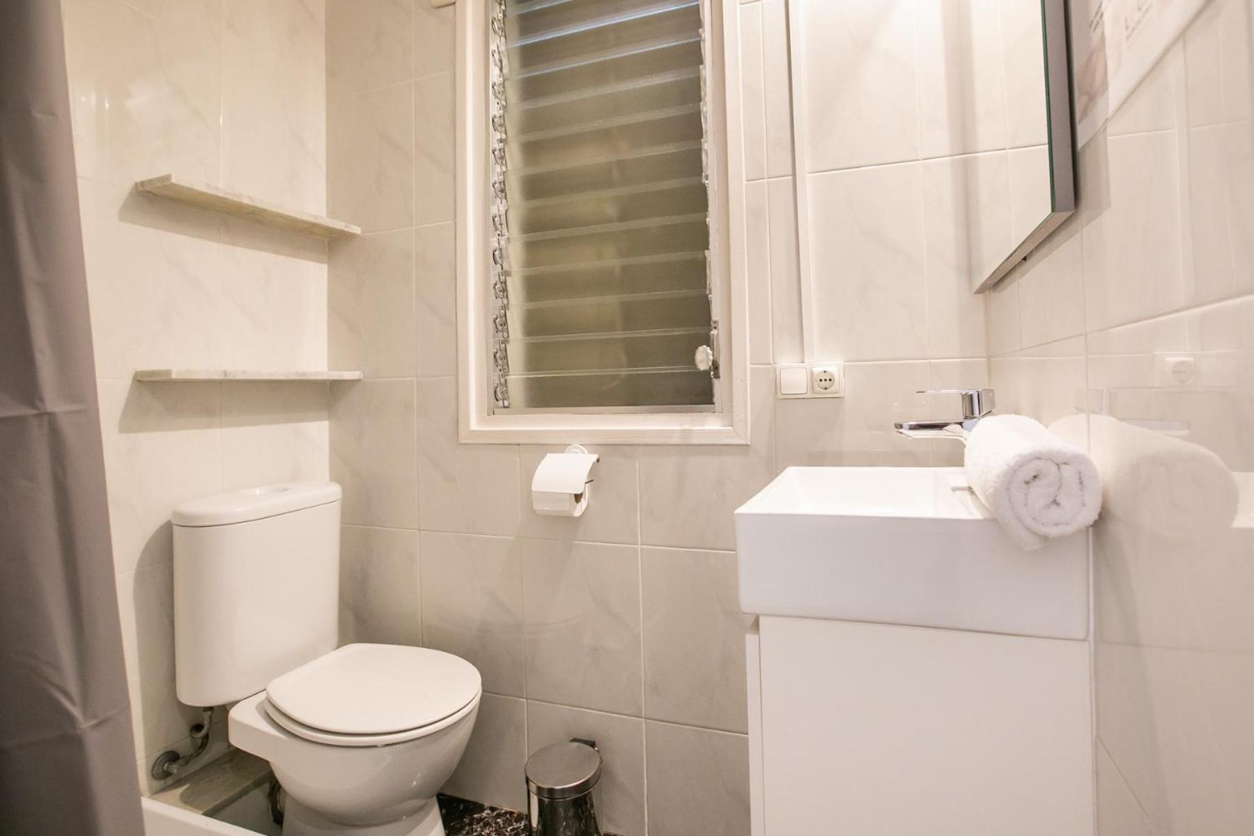31Abpar1110 - Mediterranean Style Apartment برشلونة المظهر الخارجي الصورة